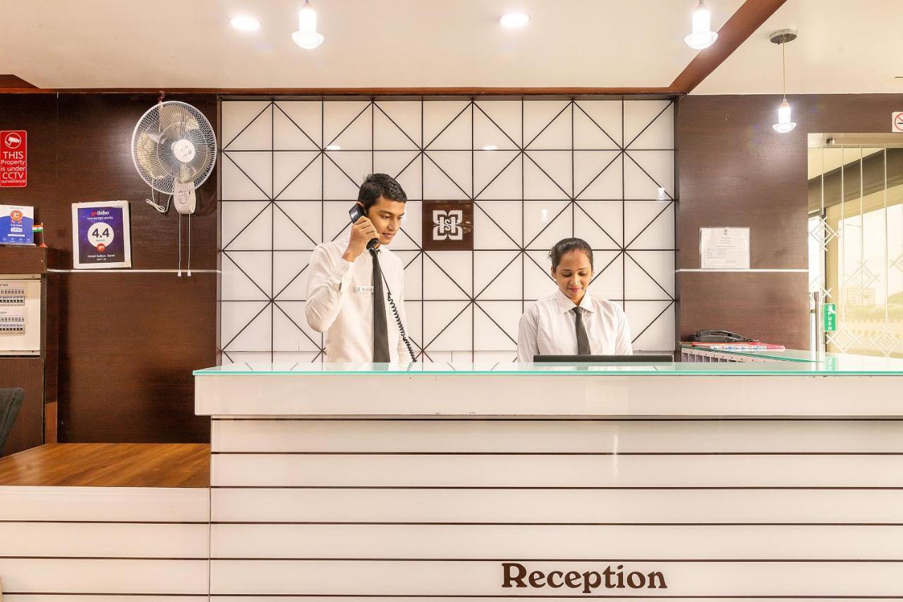 Hotel Satkar Surat Exterior foto